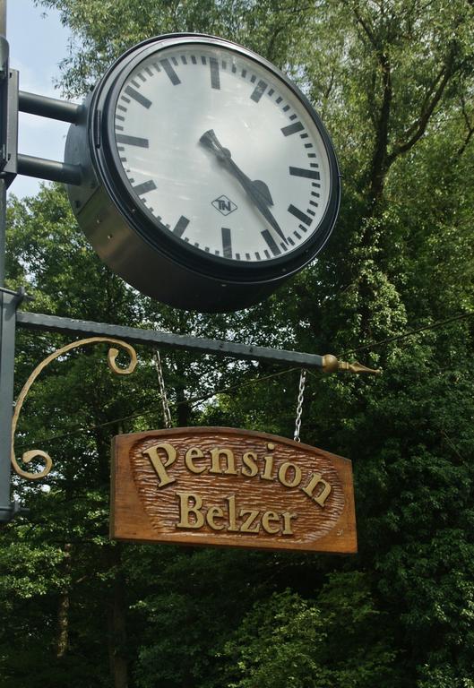 Pension Belzer 보파르트 외부 사진